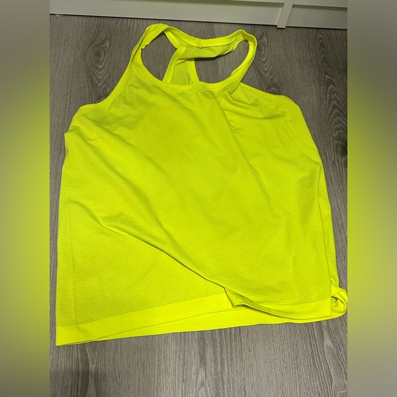 3 Lululemon tanks size 14 - Picture 2 of 3